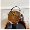 Bolso para Mujer 2026 Nuevo Estilo Moda Tendencia Bolso Cruzado Otoño Invierno de Mano Moda Hombro Único Nicho Tendencia Sensación de Alta Gama Bolso Pequeño