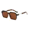 Gafas de Sol de Bloqueo de Color Blanco y Negro Europeas y Americanas Marco Grande Retro Poligonales Irregulares Gafas de Sombra para Protección Solar al Aire Libre