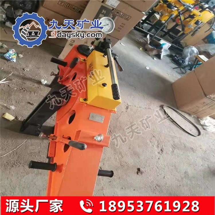 1000型钢轨调直机 (1)