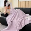 Manta multifuncional de cachemir sintético de doble cara, adecuada para usar como manta para sofá, manta para siesta, chal o cubierta para aire acondicionado, y se puede usar en las cuatro estaciones.