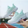 Zapatillas de Running de Malla Transpirable Fly-Knit para el Examen Físico de Estudiantes de Secundaria de Principios de 2025, Zapatillas Deportivas Casuales, Cómodas y Versátiles