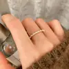 Colección de Anillos de Perlas Brillantes Versátiles y Exquisitos para el Uso Diario, Estilo Sencillo y Elegante para el Trabajo, Joyería de Lujo Ligero y de Alta Gama para Mujeres