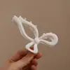 Grampo de Cabelo Pinça de Tubarão em Silicone Macio Transfronteiriço com Toque de Luxo, Pinça de Garra Grande com Laço, Acessório de Cabelo Macio Anti-Colisão