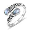 Anillo de Cuchara de Piedra Lunar Europeo y Americano Estilo Victoriano Vintage Grabado con Lazo Joyería Vintage Estilo Bosnio