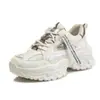Zapatillas para mujer para otoño de 2026, zapatos casuales nuevos con suelas gruesas, que aumentan la altura, zapatos versátiles para mujer, zapatillas de correr bajas estilo papá, zapatos de moda para mujer