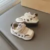 Sapatos para bebês meninos, sapatos esportivos funcionais, macios, com sola macia, respiráveis e antiderrapantes, novo modelo de outono para crianças de 1 a 5 anos