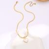 Collar de amor tridimensional personalizado de estilo coreano para mujer, cadena de clavícula de corazón de acero de titanio sin decoloración con hueso de serpiente dorado de lujo ligero, venta al por mayor