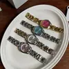 Reloj de la Reina Madre Occidental Nuevo Rojo Rosa Azul Hielo Banda de Acero Esfera Pequeña Reloj de Pulsera de Cuarzo Banda de Acero Reloj para Mujer Color Pitahaya