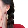 Pendientes de Abalorio Caballo Mecedora Calabaza Roja Diseño de Nicho Pendientes de Lujo Accesible Pendientes de Gama Alta Otoño e Invierno Elegante