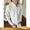 Camisa tipo polo, cuello Henley, camiseta de manga larga, colección de otoño para hombre, diseño de patchwork deconstruido, corte regular, adecuada como capa base, sudadera estilo primavera/otoño