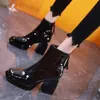 Botines de plataforma de tacón alto con punta cuadrada, suela gruesa, impermeables, de charol, de diseño vanguardista, para mujer, moda Otoño/Invierno 2026, nuevo lanzamiento, tacón grueso