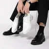 Zapatos de vestir de cuero para hombre estilo británico, talla grande, zapatos casuales formales para oficina de negocios, zapatos brogue de charol para hombre