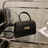 Bolsa Quadrada Pequena Casual Versátil Tendência Verão 2026 Nova Moda Estilo Coreano Simples Bolsa de Ombro Transversal de Mão