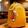 Colgante Auténtico de la Serie Pom-Pom de Crayon Shin-Chan Llavero de Muñeca Linda para Decoración de Mochila de Mujer Regalo Pequeño