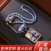 Pendente Tanka Guanyin de Mil Mãos e Mil Olhos Meio Pintado à Mão Tocado a Ouro Amuleto de Buda Joia de Colar Colecionável de Alta Qualidade Venda por Atacado