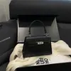 Bolso de Hombro Cruzado de Lujo con Patrón de Cocodrilo, Nuevo Diseño de Moda de Verano 2026, de Nicho, Versátil, Elegante, Tipo Kelly