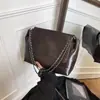 Bolsa de Ombro Corrente Tendência Versátil Verão Retrô Grande Capacidade para Mulheres 2026 Nova Bolsa Transversal Casual Atacado