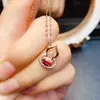 Venta al por mayor de fábrica Popular Colgante de Rubí Natural Plata S925 Incrustado Piedra Principal 3*5 Joyería de Lujo Venta Directa de Fábrica