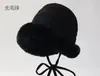 Nuevo Sombrero Mongol de Gamuza 2026 para Mujer, Versátil Protección para los Oídos Otoño e Invierno, Cálido y a Prueba de Frío, Sombrero de Felpa Adelgazante para Hombre
