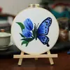Bordado DIY Borboleta Pintura Pendurada Lu Bordado Feito à Mão Material Saco Conjunto de Três Peças de Inglês Criativo Presente Infantil Flor Pintura Pendurada