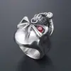 Anillo de calavera punk europeo y americano personalidad Diamante Rojo anillo extraño acero inoxidable joyería para hombre SA900