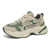 Nueva colección de primavera y otoño: zapatillas casuales de caña baja, de moda, con suelas gruesas, diseñadas para hombres y estudiantes, con un estilo retro y moderno, adecuadas para correr y como zapatillas de papá