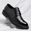 Sapatos masculinos marca Dragonfly 2026 novo estilo sapatos casuais de negócios em couro genuíno couro macio sola macia versátil para ir ao trabalho sapatos de casamento