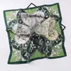Lenço de Seda com Padrão Paisley para Viagem Lenço Quadrado Color Block Lenço Quadrado Pequeno Retro Artístico Cachecol Protetor de Pescoço Decorativo Gola Respirável Fluxo