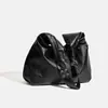 Bolso Hobo Minimalista, Bolso de Hombro Estilo Vintage con Acentos de Ojal Circular, Bolso de Axila Coreano de Gran Capacidad, Bolso Tote de Cuero Relajado