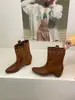 Botas de tacón alto para mujer, nuevo estilo otoño e invierno 2026, diseño de empalme con aumento interno de altura, botas de media pantorrilla