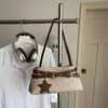 Bolso Pequeño Bajo el Brazo Estilo Chica Picante Retro para Mujer 2026 Nuevo Bolso de Mano para el Trabajo Bolso Baguette Bolso de Hombro con Textura de Otoño