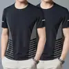[Mangas Cortas de Seda de Hielo] Nuevo Estilo de Verano Holgado Cuello Redondo Mangas Cortas de Seda de Hielo Secado Rápido y Transpirable Camiseta Fina Fresca para Hombre