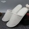 Pantuflas Desechables para Hoteles, Pantuflas de Felpa EPE, 7 mm de Grosor, Pantuflas Desechables Impresas con Logo para Venta al por Mayor de Hoteles y B&B
