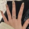Anel Elegante de Luxo Leve Três Círculos Cruz Cravejado Diamante Rai Bicolor Nicho Senso de Design Moda Personalidade Anel de Dedo Aberto
