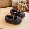 Sapatos Mary Jane de Lã Retrô com Aumento Oculto de Altura para Mulheres 2026 Outono/Inverno Novo Estilo Sola Plana Versátil Sapatos de Pelúcia