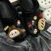 Tela de Felpa Suave y Linda Zuecos de Pan Accesorios Bolso DIY Llavero Comida de Resina DIY Juguete Hebilla de Zapato Flor de Zapato