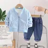 Ropa infantil transfronteriza traje de invierno nuevo para niños moda casual estampado completo forro de polar cuadrado traje engrosado venta directa