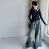 Conjunto de jeans de pierna ancha a la moda y geniales para danza jazz de niñas, atuendo de otoño para niños mayores, conjunto de pantalones de pierna ancha con estampado de letras americanas y efecto desgastado, manga larga