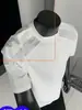 Camiseta de verano para hombre estilo americano de secado rápido, tacto frío de seda de hielo, con elegante costura de malla, cuello pequeño, manga corta y un toque de alta gama.