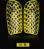 Espinilleras de Fútbol para Competición y Entrenamiento, Equipo de Protección Profesional para Adultos y Niños, Protectores de Tibia y Pantorrilla, Inserciones Anticolisión