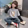 Moda Infantil Versátil e Elegante Base Camada de Lã Alemã Patchwork Outono Inverno Novo Estilo Coreano Camada Interna Quente Infantil Top Falso de Duas Peças