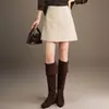 Saia-Calça de Couro PU Colorido da Moda para Mulheres, Novo Estilo Outono/Inverno 2026, Cintura Alta, Cobre o Quadril, Fenda Lateral, Emagrecimento, Shorts Femininos Tendência