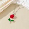 Colar de Flor Rosa Vermelha Elegante de Alta Moda Versátil Romântico em Forma de Coração Veludo Vermelho Flor Corrente para Clavícula Corrente de Pescoço