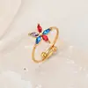 Anillo Abierto de Acero de Titanio con Flor de Lujo Ligero Incrustado con Diamantes de Colores Patchwork Anillo de Dedo Ajustable Regalo para Mejor Amiga Pequeños Accesorios Fábrica al por Mayor