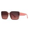 2023 Nuevas gafas de sol de desfile de moda europea y americana para mujer Gafas de sol de moda transfronterizas 9124