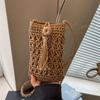 Xiaozhong Bolsa Pequena de Palha Feminina 2024 Nova Bolsa de Celular Boêmia Tecido Internet Popular Bolsa Crossbody de Um Ombro