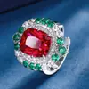 Nuevo retro europeo y americano cobre dorado chapado simulación Esmeralda rojo corindón cuadrado grueso vintage traje piedra principal femenina 10*12