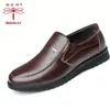 Sapatos masculinos de couro da marca Dragonfly, business casual, couro genuíno, sola macia, antiderrapante, adequados para pais de meia-idade e idosos