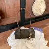 Bolso de Felpa Gamuzada para Mujer 2026 Nuevo Otoño Retro Milanesa para Viajes Diarios Bolso de Hombro Único Moda Versátil Bolso de Axila