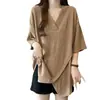 Camiseta Irregular de Manga Curta com Decote V Cruzado Plus Size para Mulheres, Novo Estilo de Verão, Caimento Solto, Emagrecimento, Cobre o Corpo, Top de Comprimento Médio